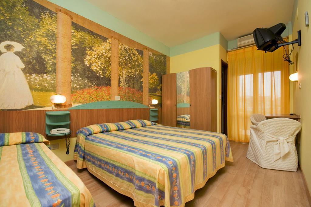 Hotel Mocambo San Benedetto del Tronto Exterior foto