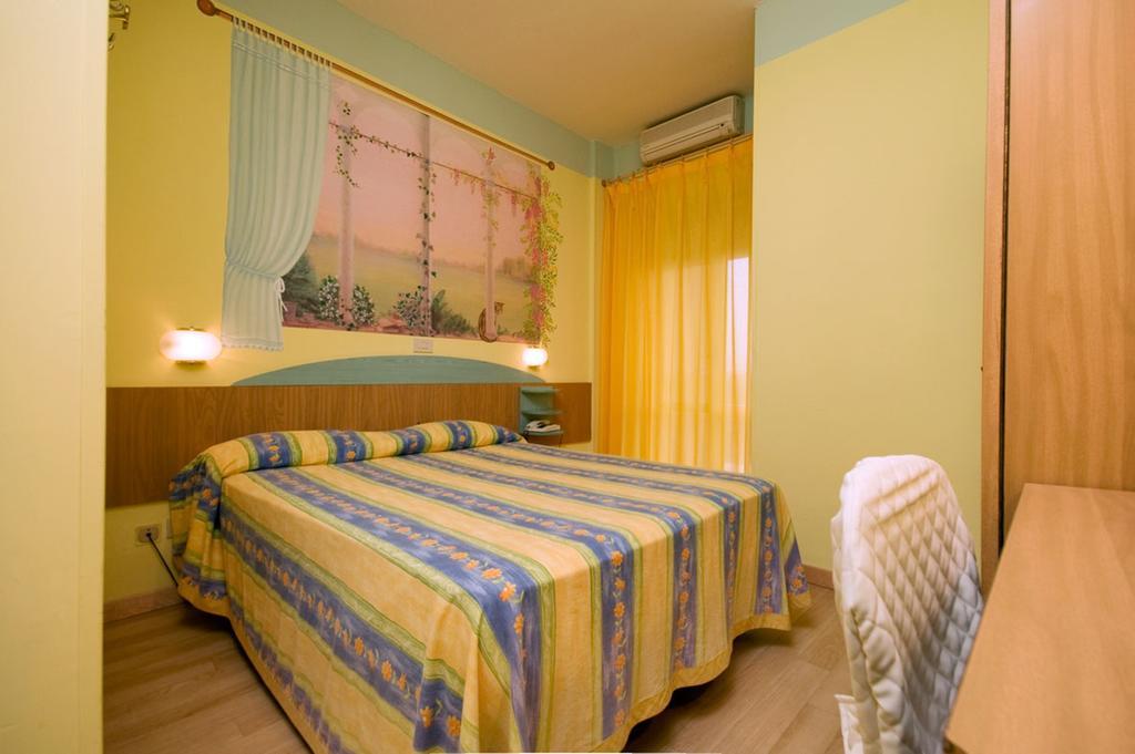 Hotel Mocambo San Benedetto del Tronto Habitación foto